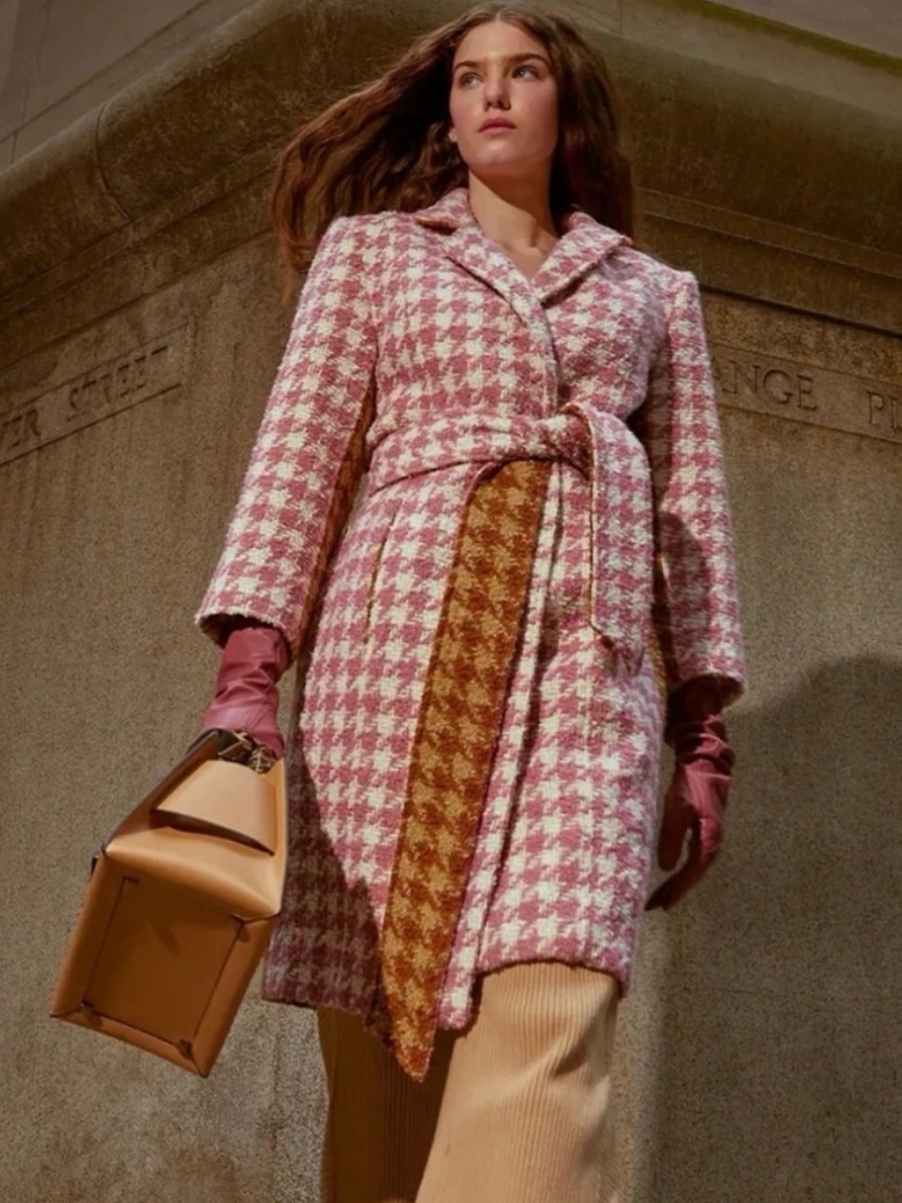 Toccin (NY) Grace Belted Cocoon Coat Berry Pink and Cream Houndstooth Medium